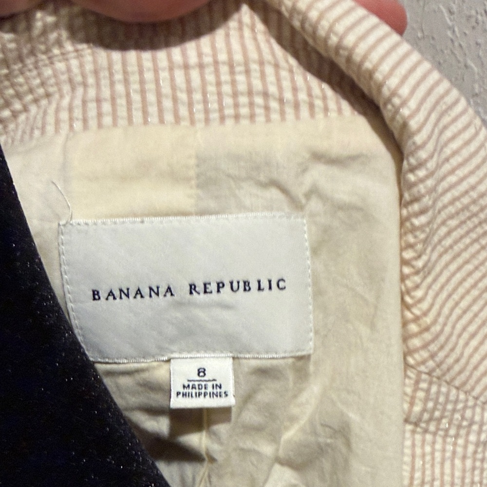 Banana Republic Beige Textured Blazer - Picture 2 of 8